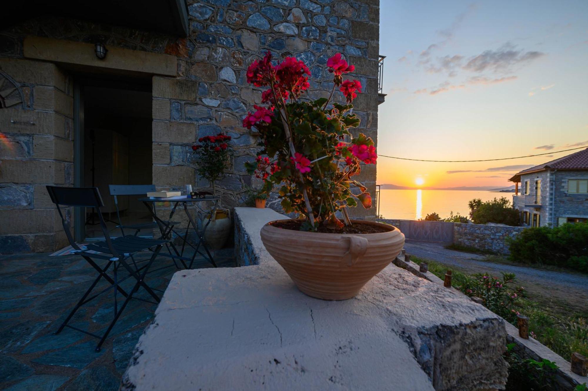 Μαϊστράλι Kotronion (West Mani) Exterior foto